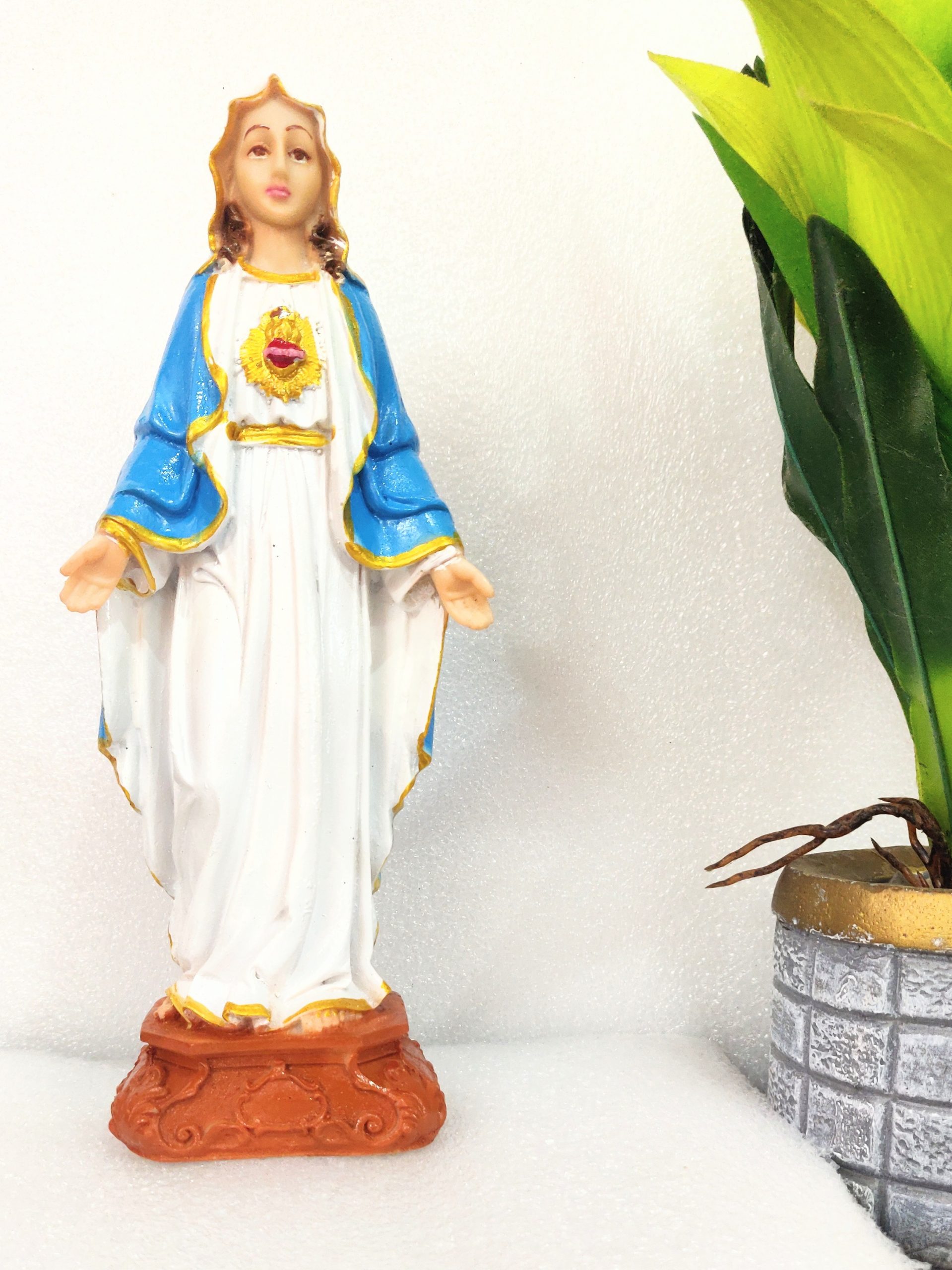 Immaculate Mary statue for decor Sacred heart mary
