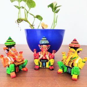 Breeze Handicrafts Wooden Musician Doll Set Feng Shui Vastu Item Home Decor and Showpiece Desk / Table Decor Small Size Gift to Children Multicolor