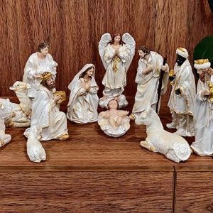 Breeze Handicrafts Handmade Xmas Decor Crib Set/Nativity Set Jesus Statue in Manger Baby Jesus Born Display Set Kudil Set 8 inch Ivory Colour