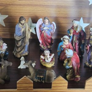 Imported resin nativity set for christmas decoration xmas festival crib figurines set small size